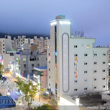Yeosu Mj Motel Buitenkant foto