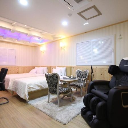 Yeosu Mj Motel Buitenkant foto
