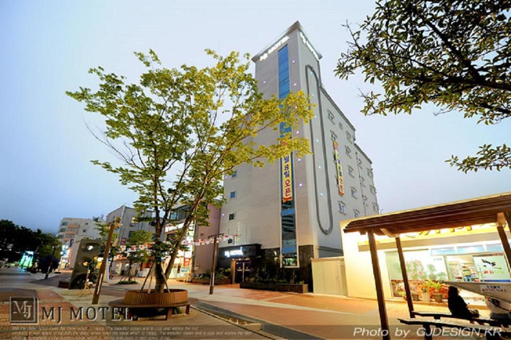 Yeosu Mj Motel Buitenkant foto