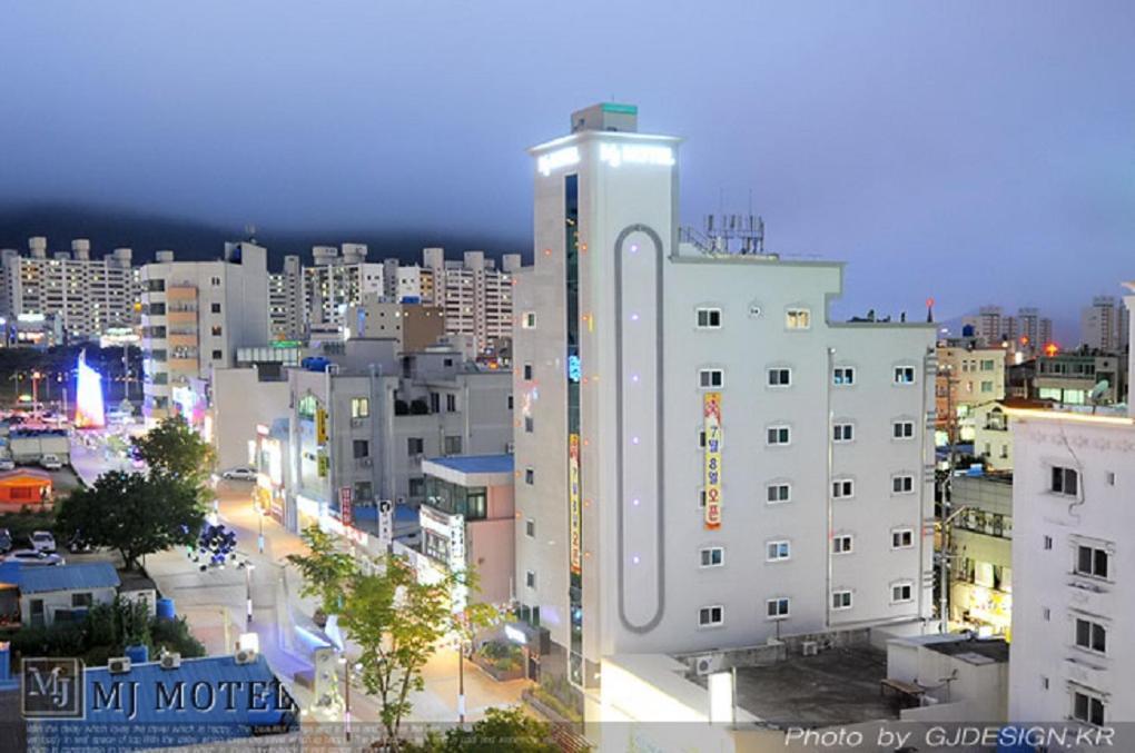 Yeosu Mj Motel Buitenkant foto